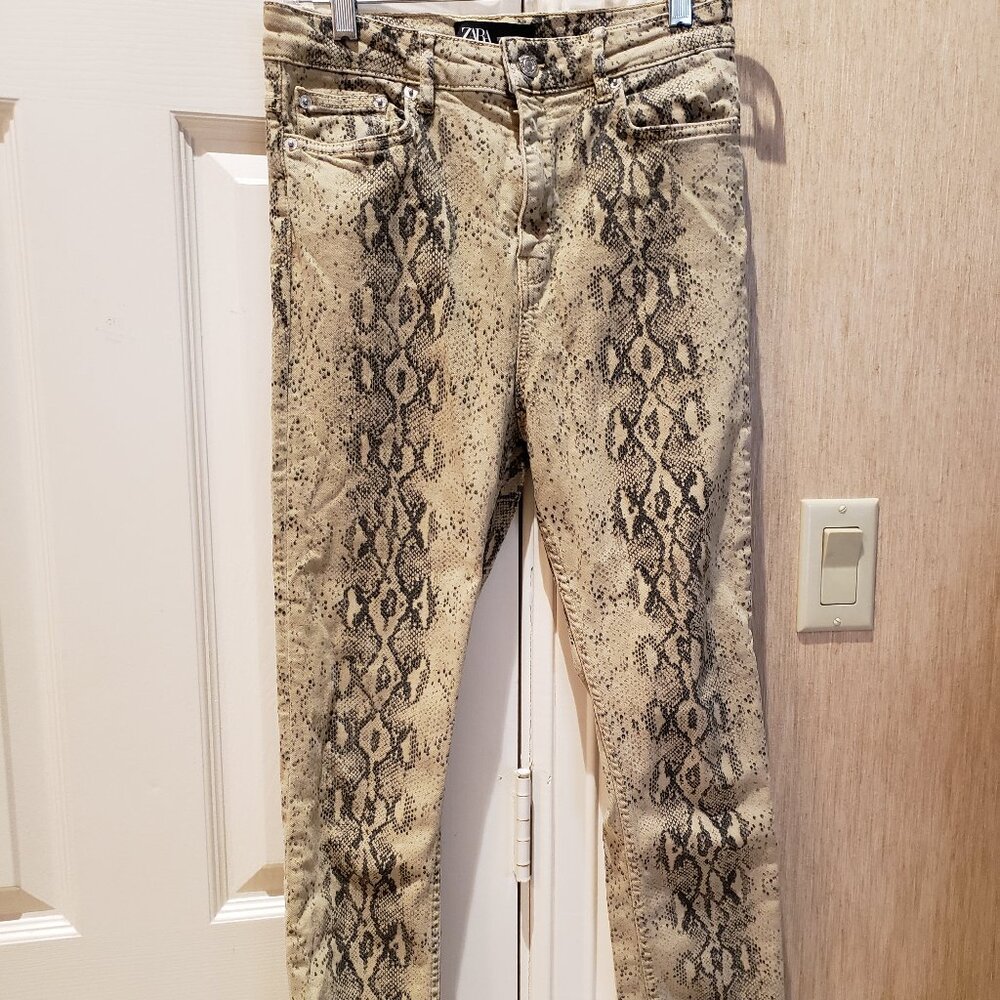 ZARA  Reptile Print  Jeans  - Sz 6